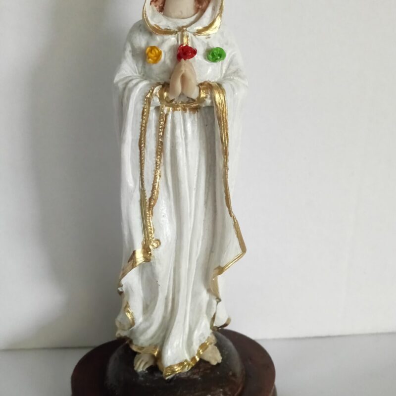 Nossa Senhora da Rosa Mística em Resina